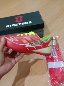 KIDZTUBS Sepatu Futsal Anak Laki-Laki Size 28 29 30 31 32 33 34 35 36 37  KDZ1135111924