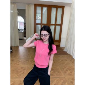 Slim Waist Fitting Knit Top