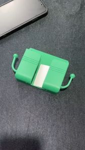 Holder HP Tempel Dinding 2 Kait Gantungan Serbaguna / Holder HP dengan 2 Kait Gantungan