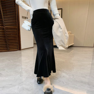 กระโปรงยาวครึ่งตัวผ้ากำมะหยี่สีดำเอวสูง ทรงเข้ารูป ฤดูใบไม้ร่วง/ฤดูหนาว กระโปรงทรงหางปลาสไตล์ย้อนยุค สไตล์เกาหลี
