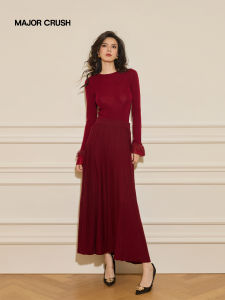 Elegant Waist Accentuating Knitted Sweater Dress Suite