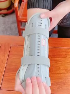 1Pcs Adjustable Carpal Tunnel Wrist Brace Support Forearm Splint Strap Protector for Wrist Fracture Sprain Injury Rehabilitation