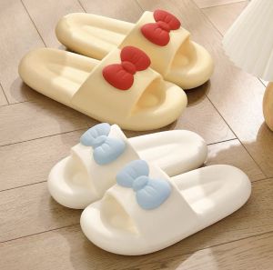 } รองเท้าสลิปเปอร์บริเวณน้อย กันลื่น นุ่ม สบาย กันเสียง ใช้ทน ใช้นาน Women's cloud slipper cute sweet slippers women fashion ins bathroom bath household soft bottom nonslip