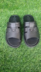 Dép Nam Thời Trang Da Bò Thật Đế Cao 3cm Màu Đen Trường Hải DN141Đ