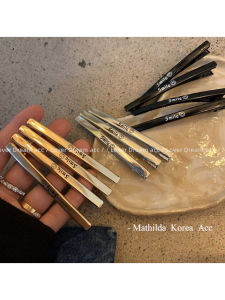 แฟชั่นยุโรปและสไตล์อเมริกันตัวอักษรโลหะหน้ายิ้ม Duckbill ผมคลิปด้านข้าง Bun Tail วิกผมอุปกรณ์เสริม