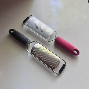 High-Quality 304 Stainless Steel Cheese Grater Lemon Zester Cheese Shredder Kitchen Tool for Cooking And Baking
