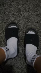 Sandal Pria Selop Logo Fullblack: Desain Modern & Nyaman