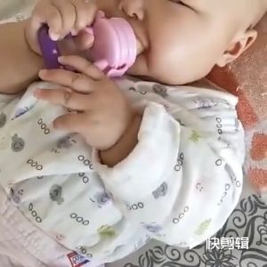 Baby Fruit Feeder Pacifier BPA Free Silicone Fresh Food Feeder Bunny Design Teething Toy Nipple