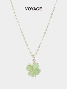 ZHENGZHAO | Lucky Four-Leaf Clover Resin Pendant Necklace