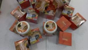 [CHÍNH HÃNG] Kem tan mỡ bụng gừng ớt Flourish Thái Lan 500ml giúp đánh tan mỡ hiệu quả làm săn chắc vùng bụng hông eo mông và đùi cho dáng vóc luôn gọn gàng hơn