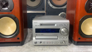 Bán Cục dàn Amply Onkyo FR - X7A  giải mã không cần mồi hát tốt( ko loa )