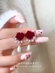 Wine Red Velvet Retro Flower Earrings For Women Elegant Pearl Drop Pendant Bridal Earrings Vintage Fashion Ear Jewelry Accessories For Wedding Ceremony Banquet Party Prom Romantic Ideal Bridesmaid Wedding Day Gift For Ladies