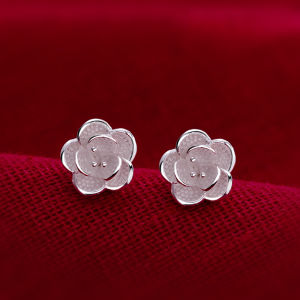 New Delicate White Camellia Flower Earrings For Women Party Elegant Mini  Stud Earrings
