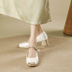 สไตล์จีนใหม่ Qipao รองเท้าส้นสูงสําหรับหมั้นกับกระโปรง Mary Janes Pearlescent Retro แฟชั่นรองเท้าเดียวผู้หญิงลมอ่อนโยน