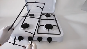 4 Burners Gas Stove Heavy Duty with Cover Cooking Range Portable Outdoor Stove Gas Cooker Stainless Steel Propane Gas Natural Gas Liquefied Gas Countertop Gas Stove For Camping Picnic Home RV Cooking