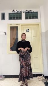 Couple Kemeja Batik Pria Asta Sage Dan Rok Duyung Plisket S - Jumbo Couple Kebaya Couple Viral