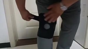 Spring เสริมสปริง สายรัดเข่า Full Size Knee Support ที่รัดเข่า ป้องกันอาการบาดเจ็บ สนับเข่า พยุงหัวเข่า มีสปริง 4 เส้นช้วย