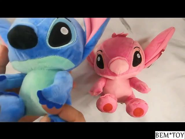 Boneka Stitch 20cm Super Lembut Boneka Lilo and Stitch Boneka Scrump Boneka Kado Hadiah Ulang Tahun / Mainan Boneka Stuffed Plush Kartun Lilo & Stitch