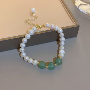 G50 Gelang Mutiara Putih Tengah Hijau