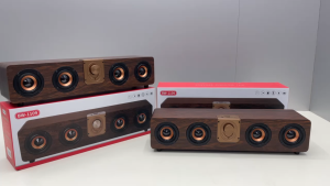 ลำโพงบลูทูธ BW-1109 ลำโพงตู้ไม้ เสียงดี ไร้สาย ลายไม้4ดอก เสียงดี เบสแน่น 10W มีแบตในตัว งานไม้ค่ะ