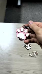 Móc Khóa Hình Chân Chó Dễ Thương Bằng Gỗ Móc Treo Mặt Dây Chuyền Phù Hiệu Thú Cưng Thẻ Chìa Khóa Xe Tùy Chỉnh Hợp Kim Kẽm Móc Khóa Carabiner