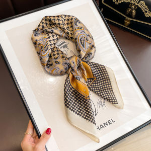 ผ้าพันคอไหมพิมพ์ลายม้า ดีไซน์หรูหราใหม่ ขนาด 70*70 ซม. ผ้าพันคอผืนใหญ่เนื้อนุ่มสำหรับผู้หญิง ผ้าซาติน ใช้เป็นที่คาดผม ผ้าพันคอคล้องคอ ผ้าคลุมผมสำหรับใส่ทำงาน ผ้าโพกหัว ของขวัญ