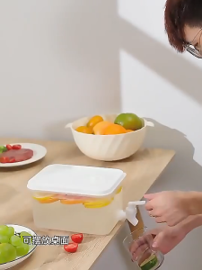 AKIRO MALAYSIA 3.5L/6.5L/ 10L Summer Cold Drink Fruit Tea Iced Cold Water Bucket Beverage Dispenser with Faucet Filter BPA FREE Leakproof Fridge Kettle Container Cerek Jag 饮料桶