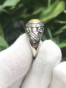 Nhẩn Mỹ bạc phom nữ 1995