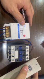 Công tắc điều khiển từ xa 220v 1000 mét 40A Linger có nút học lệnh