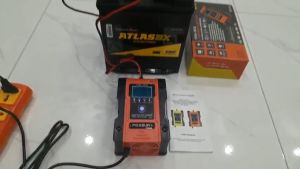 máy sạc ắc quy tự động Foxsur cho ắc quy 12v 24v quạt tích điện tấm năng lượng mặt trời.