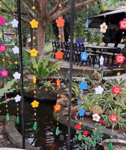 โมบายสาย ดอกลีลาวดี โมบายเซรามิก แขวนตกแต่งบ้าน แขวนประตู หน้าต่าง