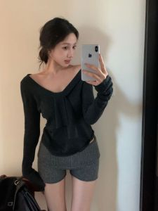 เสื้อชั้นในสตรีแขนยาวทรงเข้ารูปสไตล์เกาหลีฤดูใบไม้ร่วง/ฤดูหนาว คอวี แขนยาว เสื้อชั้นในผู้หญิง แขนยาว ทรงเข้ารูป เสื้อชั้นในผู้หญิง