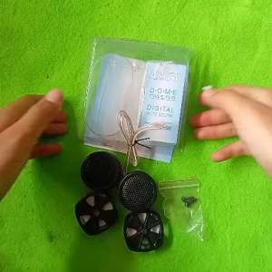 H80 speaker treble Universal tanbahan pasif aktip dome tweter mobil 1 inci termasuk crossover 2.8v ORI 100% TWEETER SUARA JERNIH NATURAL TWEETER TREBLE TREBEL WALET AKTIP PASIF ACR AIRROW ARROW PIEZO SUPER VOKAL CES PIEZOO TWITER INDOOR OUTDOOR KOMPONEN U