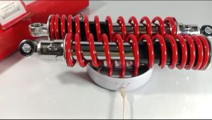 Shock Breaker Honda Verza K18 Shock Belakang Verza Warna Merah Peredam Kejut Verza Kiri Kanan K18