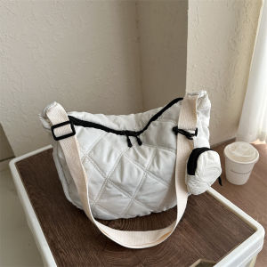 กระเป๋าสะพายข้างทรงหม้อต้มสีพื้นสำหรับผู้หญิง สไตล์เกาหลี กระเป๋าสะพายข้างแบบสะพายไหล่ข้างเดียว เหมาะกับทุกโอกาส