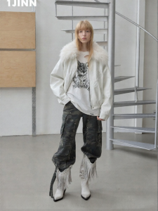 1JINN STUDIO | Embroidered Fur Collar Quilted Jacket