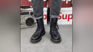 Classic Men Dr Martin Boots for Men Genuine Leather Anti-skid and Wear-resistant Large Size High Top Women‘s Martin Boots