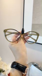 European and American Retro New Cats Eye Glasses For Men And Women Anti Blue Light Triangular Cat Eye Sunglasses Spectacle Large Frame Anti Radiation Eyeglass for Woman