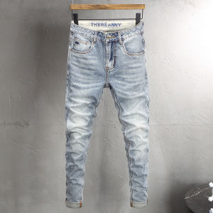 ฤดูใบไม้ร่วง ฤดูหนาว ผู้ชายสไตล์ใหม่ สลิมฟิต กางเกงยีนส์ สีฟ้าพิมพ์สวมใส่ สีขาว ผ้ายีนส์ ยืดได้ วัยรุ่น หลากหลาย ทันสมัย อินเทรนด์ วัยรุ่น