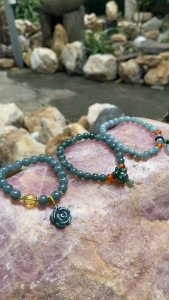 Vòng ngọc lam 7ly-8ly-10ly mix hoa mẫu đơn điếu hoa mai phú quý (tặng kèm viên thạch anh thô)