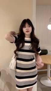 🌈MesubShop🌈มินิเดรสคอกลมแขนสั้น ผ้าไหมพรมทอลายสลับริ้วสี 🦑 นางแบบใส่งานจริง สาวอวบใส่ได้ค่า รุ่น ออโรร่า