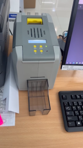 เครื่องพิมพ์บัตร  Seaory S26 / ID Card Printer Single Side Memory 8 GB  เครื่องพิมพ์บัตรพนักงานทำงานง่าย ใส่ฐานข้อมลได้พิมพ์สีสด มีรับประกันและสอนการใช้งาน เซอร์วิสออนไลน์