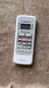 Remote Điều khiển điều hòa Midea 1& 2 chiều Inverter - Hàng chính hãng có ĐÈN NỀN TIỆN LỢI  mới 100% Tặng kèm Pin!!!