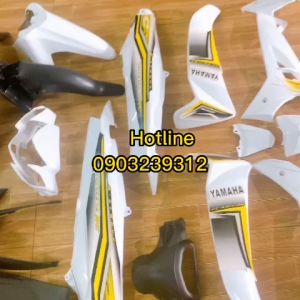 (Tặng Tem ) Bộ Vỏ Nhựa - dàn áo xe Sirius - sirius RC màu TRắng đen  -nhựa trắng nguyên sinh cao cấp LOẠI ĐẸP