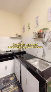 PIRA METROPOLIS OX - ARUNA KC WU120 RB Rak Dapur / Rak Gantung Dapur / Kitchen Set Atas