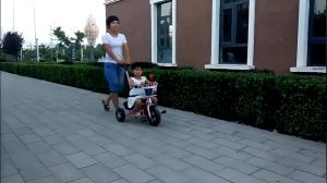 HAPYEE Sepeda Tricycle Multifungsi Ringan untuk Anak Usia 1-6 Tahun dengan Pengungkit dan Depan Bokong