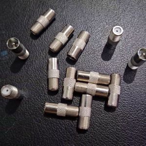 JACK TV Drat Cowok (MALE) / Konektor F Drat To TV Male / Konektor TV PER 2PCS