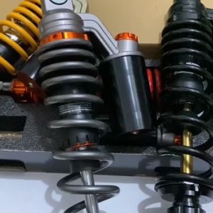 Shock Breaker Model Extreme VarioBeatScoopyFazzioSpacyMioMio JFinoGenioXeonXride Dan Motor Lain Nya