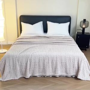 Luxury Soft Coral Fleece Blanket Comfortable Vintage-style Plush Throw Blanket Machine Washable Blanket Christmas Holiday Gifts