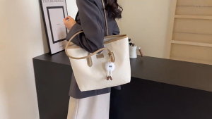 Yuri Bag - Chic Charm - Tas Wanita Totebag Korea Fashion Wanita Shoulder Bag Model Terbaru